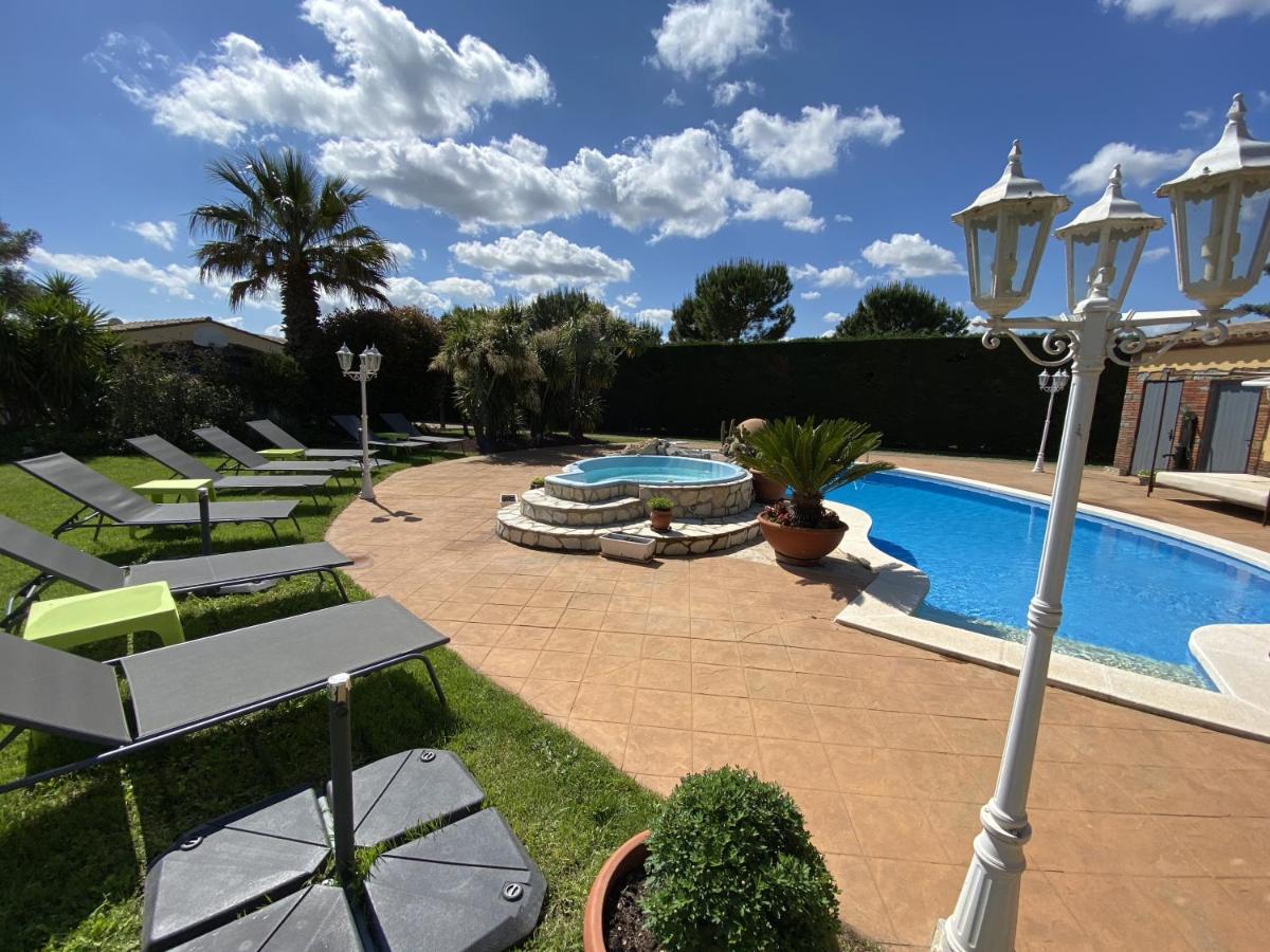 La Villa Du Golf Peralada Esterno foto
